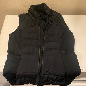 Women’s lululemon athletica Black Puffer Vest
